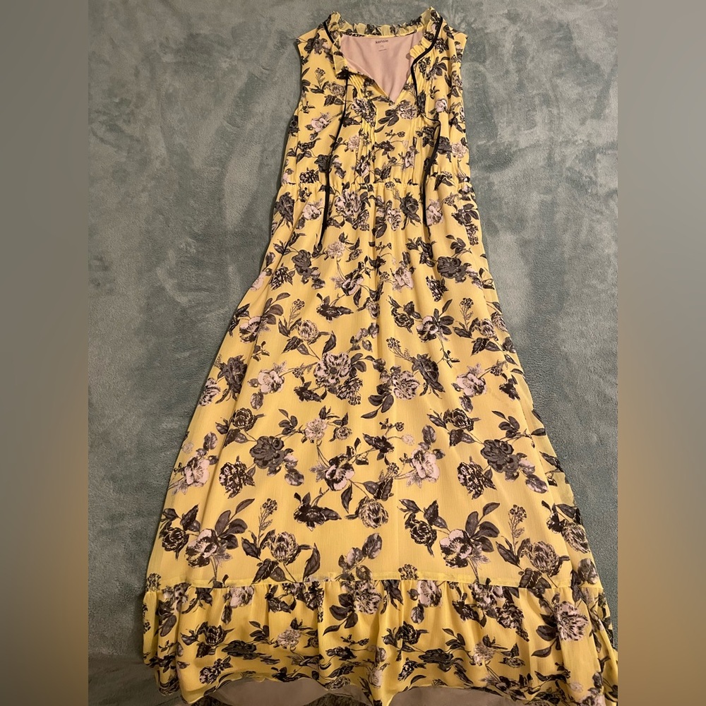 Kensie Sleeveless Tie-neck Floral Yellow Maxi Dress